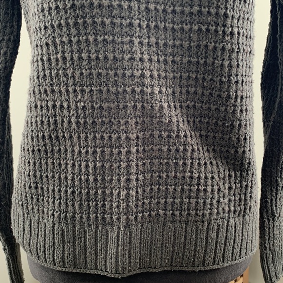 GAP Sweater - Picture 3 of 6